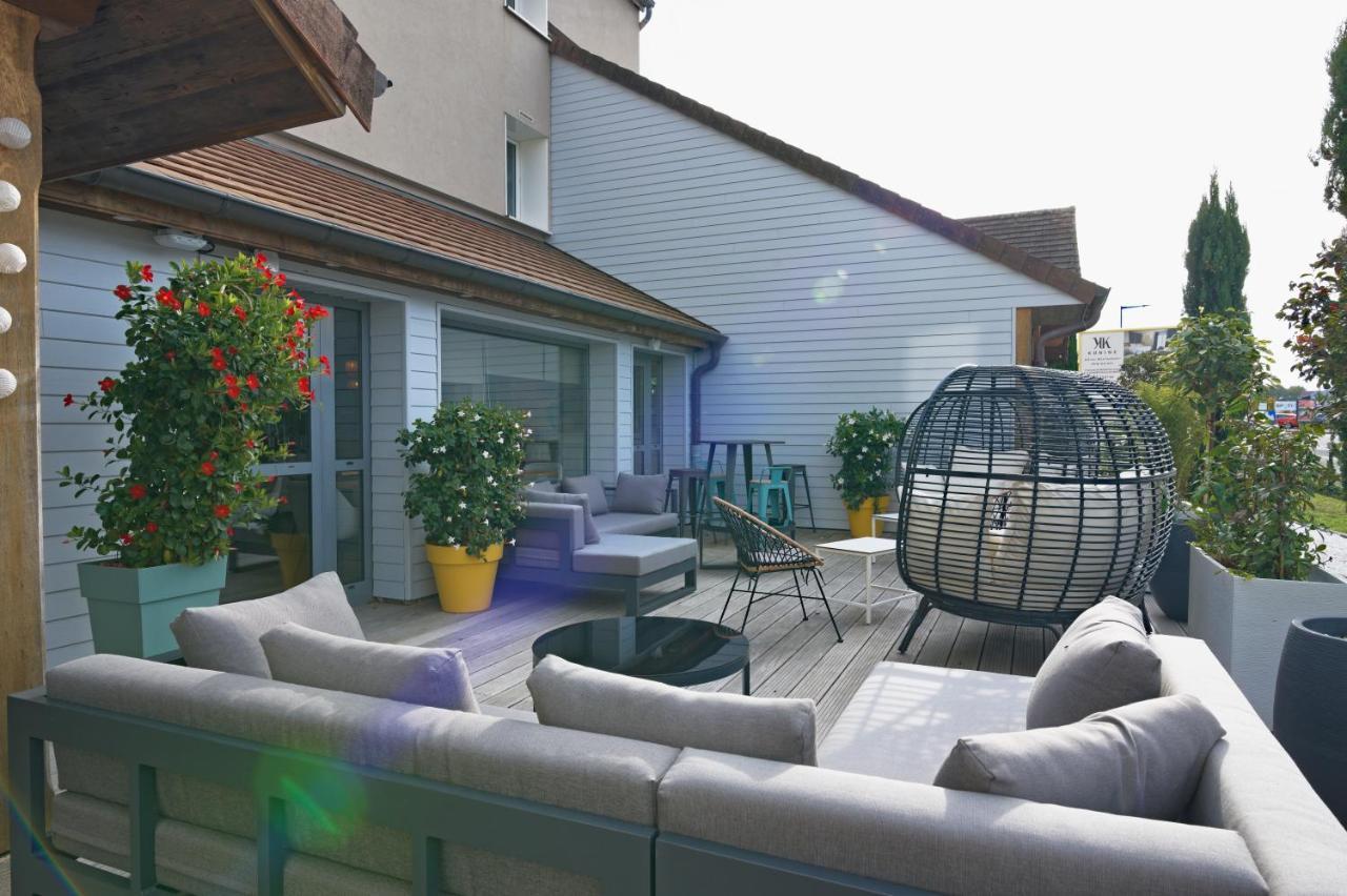 Les Suites - Konine 4 - Hotel & Bar & Restaurant Montceau-les-Mines Exteriör bild